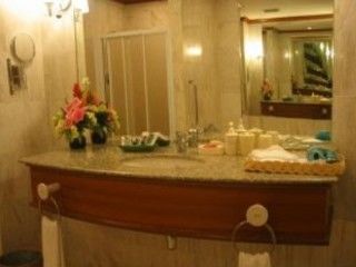 Nakhonratchasima Rachaphruk Grand Hotel מראה חיצוני תמונה